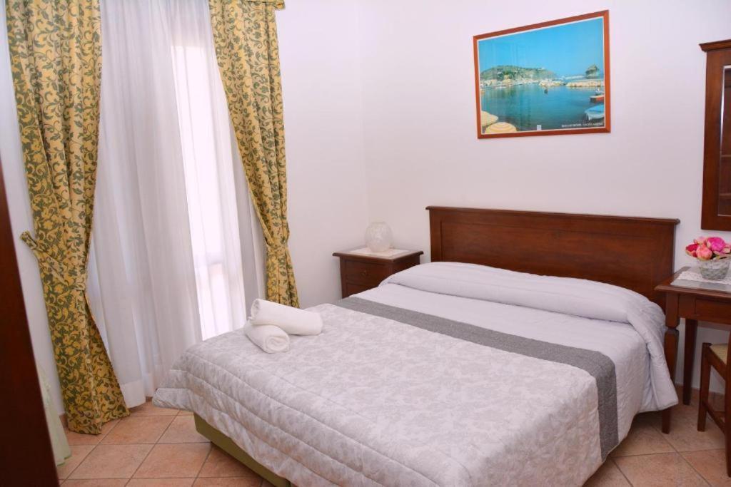 Agriturismo Il Pettirosso อาเจโรลา ภายนอก รูปภาพ